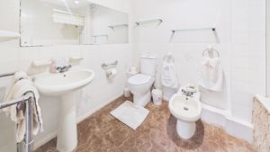 Photo 65- click for photo gallery